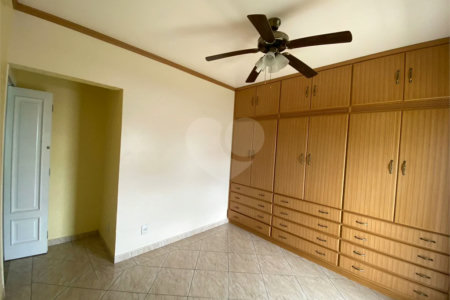 Casa à venda com 6 quartos, sendo 1 suíte, no condomínio Horizonte Azul I, Itupeva - SP