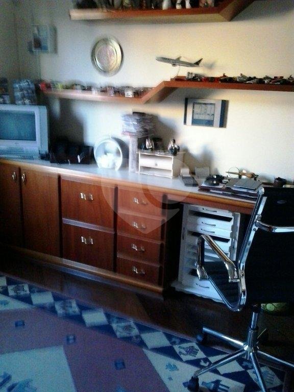Sobrado à venda com 3 quartos, sendo 1 suíte, em Vila Galvão, Guarulhos, SP