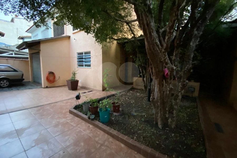 Casa à venda com 5 quartos, sendo 1 suíte,  no condomínio Casa, São Paulo - SP