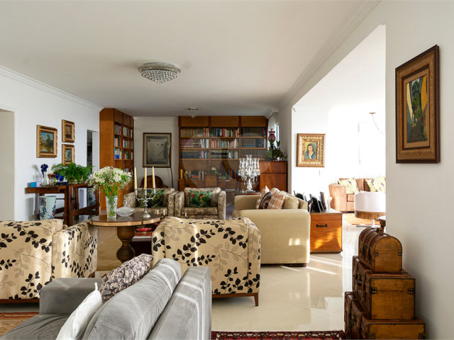 Apartamento à venda com 4 suítes em Jardim Marajoara, São Paulo, SP