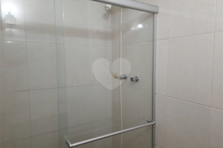 Casa à venda com 4 quartos, sendo 1 suíte,  em Parque Continental, São Paulo, SP