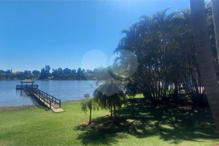 Terreno à venda no condomínio Vivendas do Lago, Sorocaba - SP