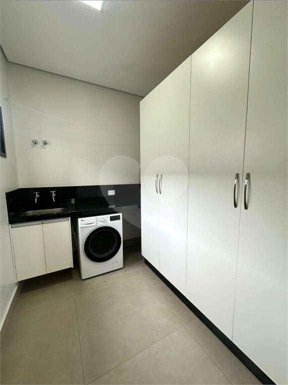 Casa à venda com 3 suítes no condomínio Amstalden Residence, Indaiatuba - SP