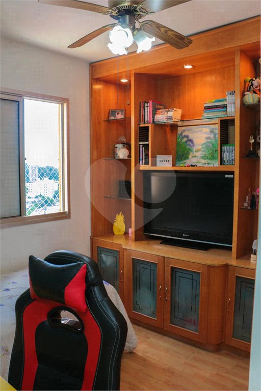 Apartamento à venda com 3 quartos, sendo 1 suíte, em Vila Gomes, São Paulo, SP