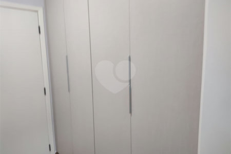 Casa à venda com 3 quartos, sendo 1 suíte,  no condomínio Madre Maria Vilac, Valinhos - SP