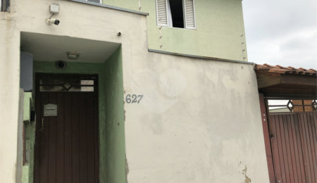 Sobrado à venda com 3 quartos, sendo 1 suíte,  em Vila Gustavo, São Paulo, SP