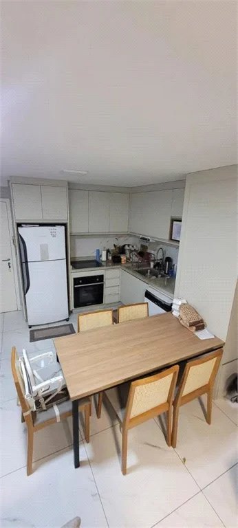 Apartamento à venda com 2 quartos, sendo 1 suíte, em Água Branca, São Paulo, SP