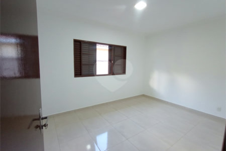 Casa à venda com 2 quartos no Centro, Itapetininga, SP