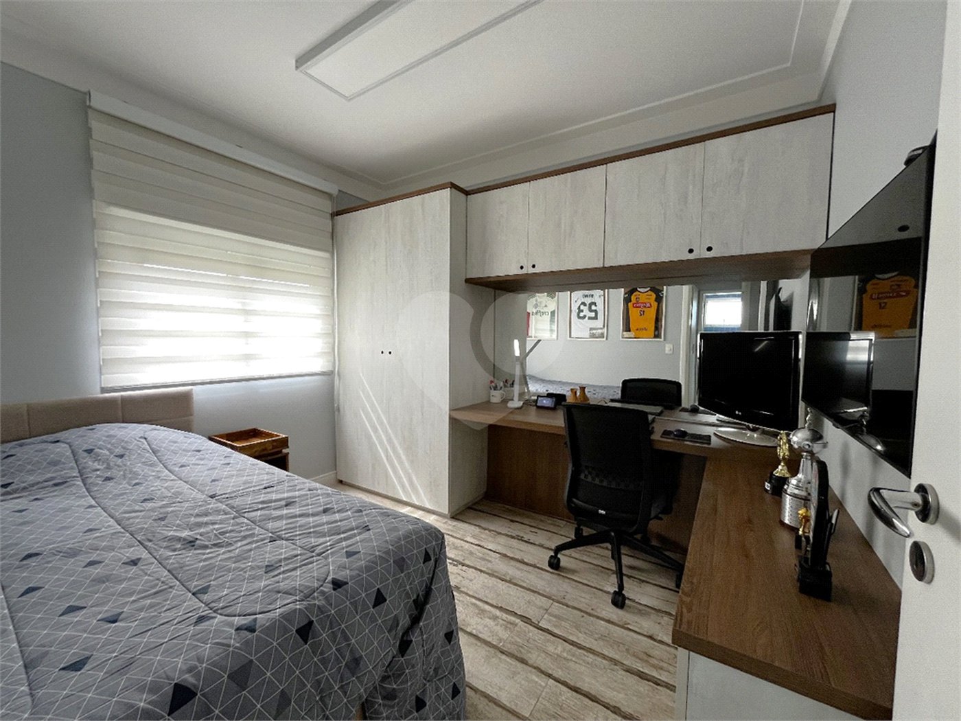 Apartamento à venda com 3 quartos, sendo 1 suíte,  em Vila Olímpia, São Paulo, SP
