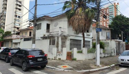 Sobrado para alugar com 3 quartos em Campo Belo, São Paulo, SP