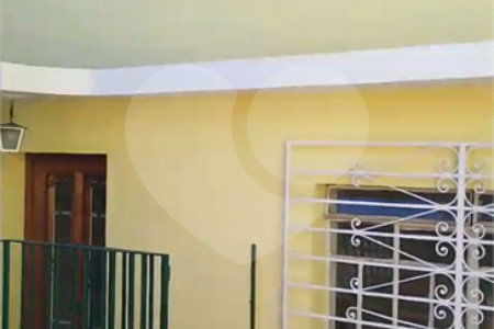 Charme e Praticidade na Vila Mariana: Sobrado com 2 Suítes e Excelente Localização!
