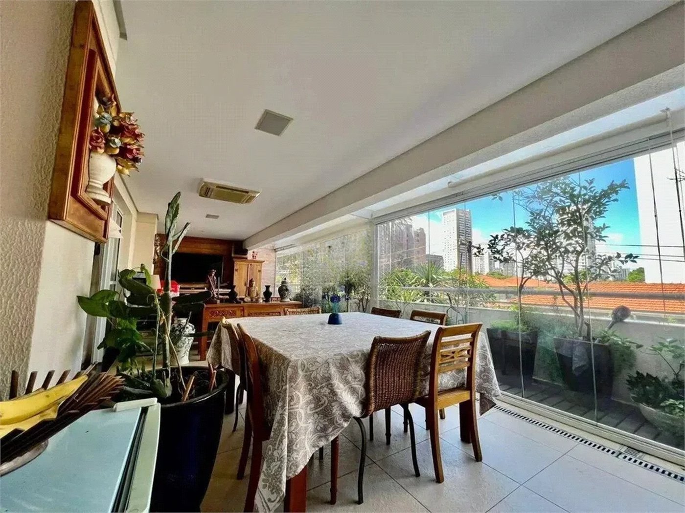 Apartamento à venda com 3 suítes em Cidade Monções, São Paulo, SP