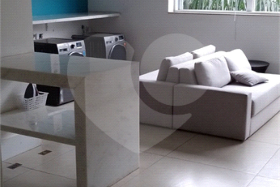 Apartamento à venda com 2 quartos, sendo 1 suíte,  em Santana, São Paulo, SP