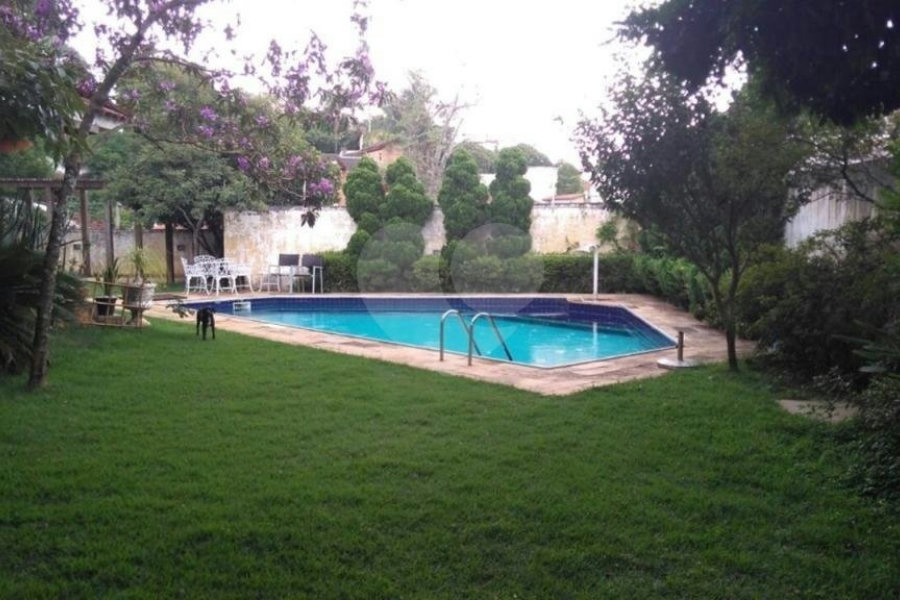 Casa Térrea à venda com 4 suítes em Jardim Floresta, São Paulo, SP