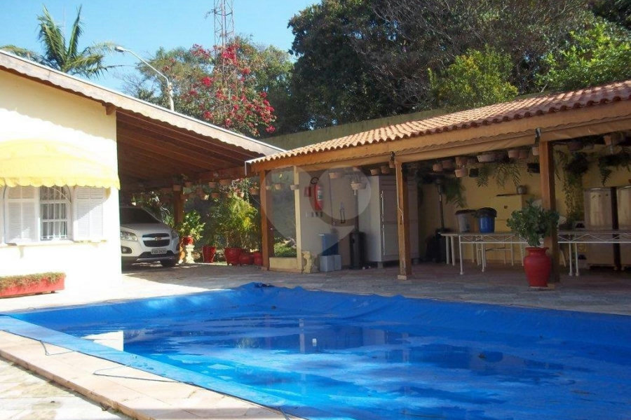 Sítio à venda com 6 quartos, sendo 3 suítes, em Parque Nova Xampirra, Itatiba, SP