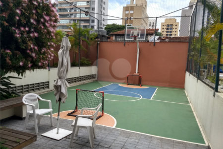 Apartamento à venda com 3 quartos, sendo 1 suíte, em Vila Olímpia, São Paulo, SP