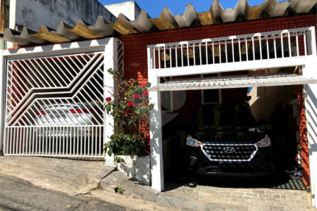 Casa Térrea à venda com 3 quartos, sendo 1 suíte, em Santana, São Paulo, SP