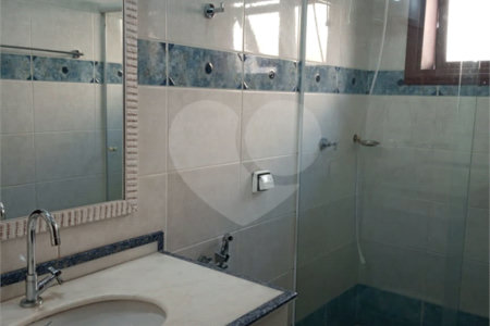 Casa à venda ou para alugar com 3 quartos, sendo 1 suíte, no condomínio Recanto Florido, Vinhedo - SP