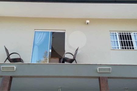 Casa à venda com 3 quartos, sendo 1 suíte, em Santa Cândida, Vinhedo, SP