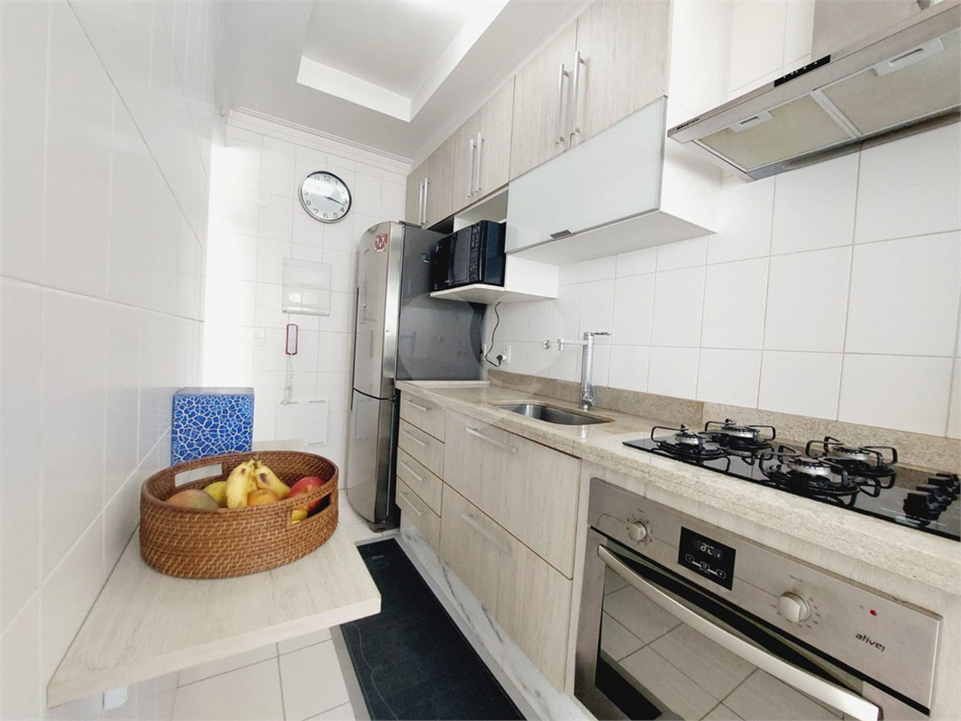 Apartamento à venda com 2 quartos, sendo 1 suíte, em Vila Anastácio, São Paulo, SP