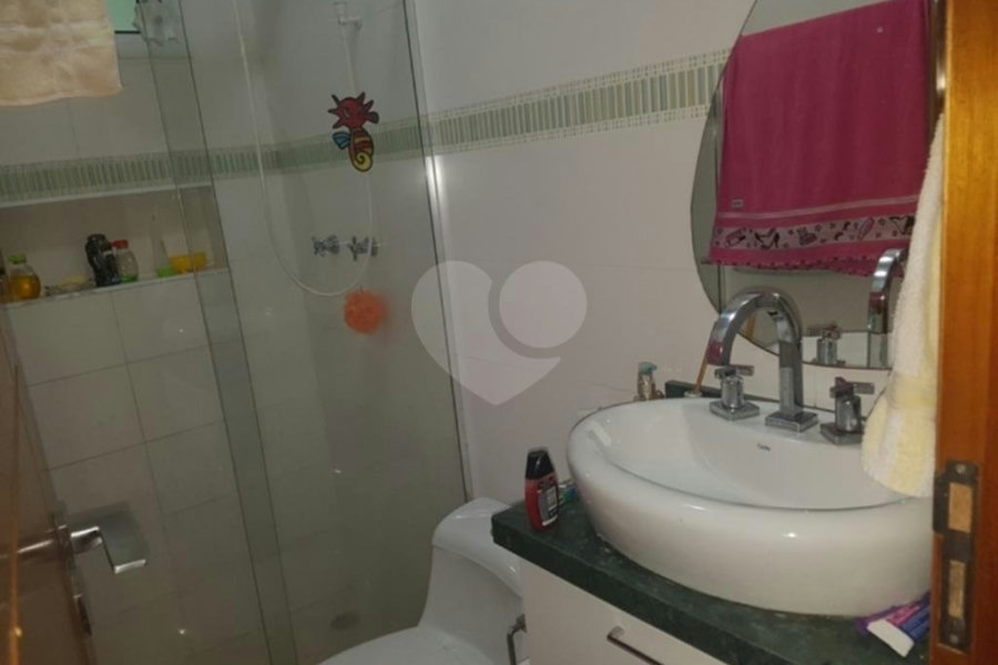 Sobrado à venda com 4 quartos, sendo 2 suítes, em Santana, São Paulo, SP