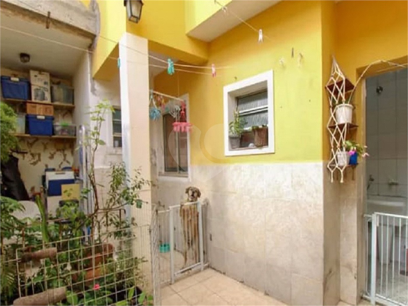 Sobrado à venda com 4 quartos, sendo 1 suíte,  em Parada Inglesa, São Paulo, SP