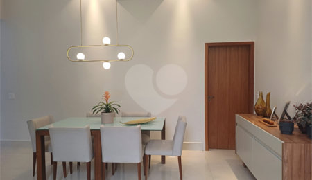 Casa à venda com 3 quartos, sendo 1 suíte,  no condomínio Mantova, Indaiatuba - SP