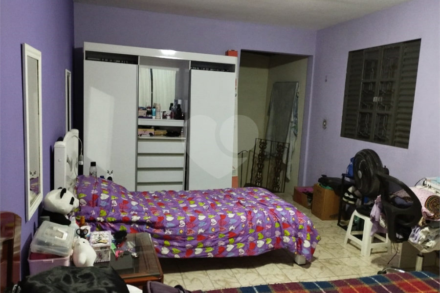 Casa à venda com 3 quartos, sendo 2 suítes, no condomínio Casa, São Paulo - SP