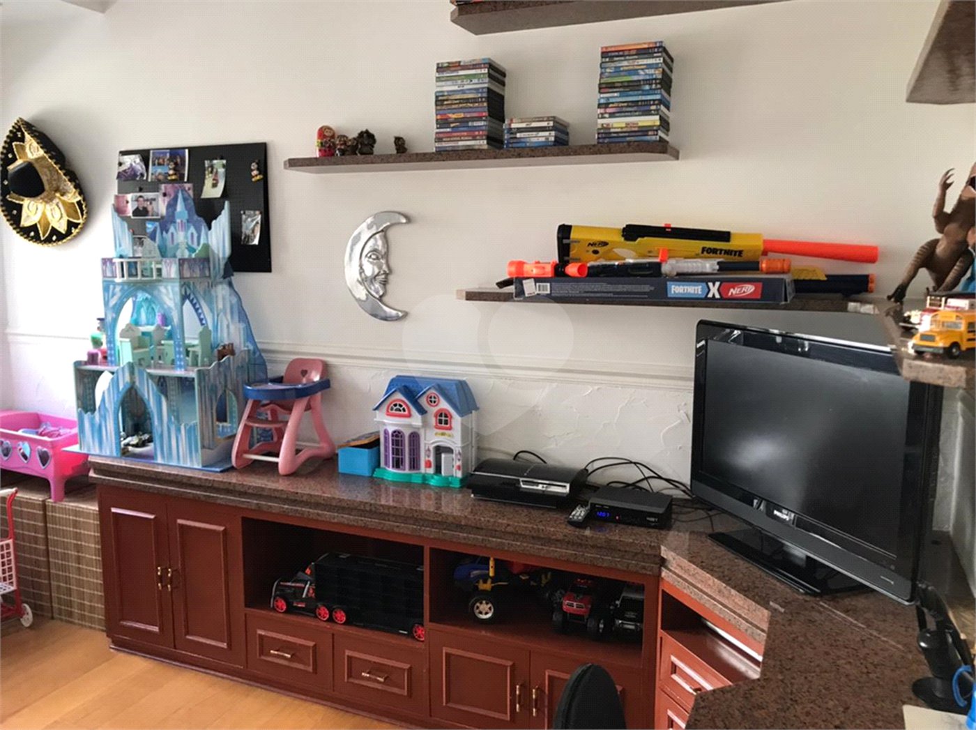 Apartamento à venda com 4 quartos, sendo 3 suítes, em Indianópolis, São Paulo, SP
