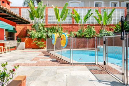 Casa à venda com 4 suítes no condomínio Residencial Chácara Monte Alegre, São Paulo - SP