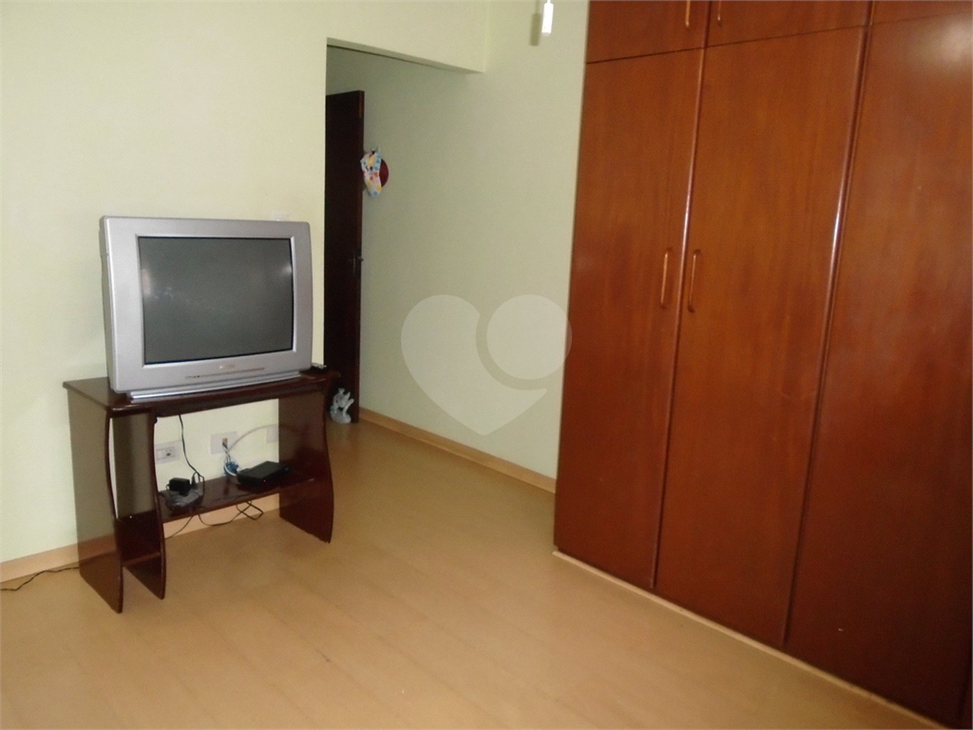 Sobrado à venda com 3 quartos, sendo 1 suíte,  em Santo Amaro, São Paulo, SP