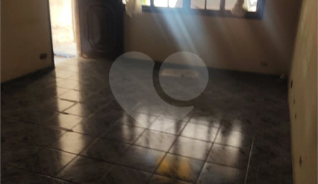 Casa à venda com 3 quartos, sendo 1 suíte,  em Parque Piratininga, Itaquaquecetuba, SP
