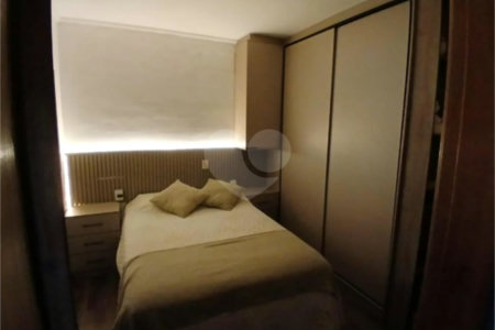 Casa à venda com 3 quartos, sendo 1 suíte, no condomínio Residencial Doutor Emanuel Dias, São Paulo - SP