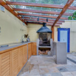 Casa Térrea à venda com 4 suítes em Jardim Marajoara, São Paulo, SP