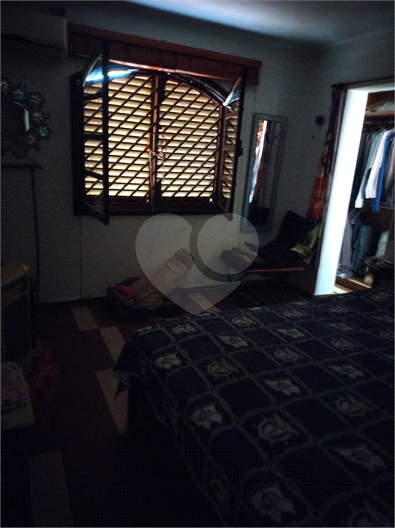 Sobrado à venda com 3 quartos, sendo 1 suíte, em Tremembé, São Paulo, SP