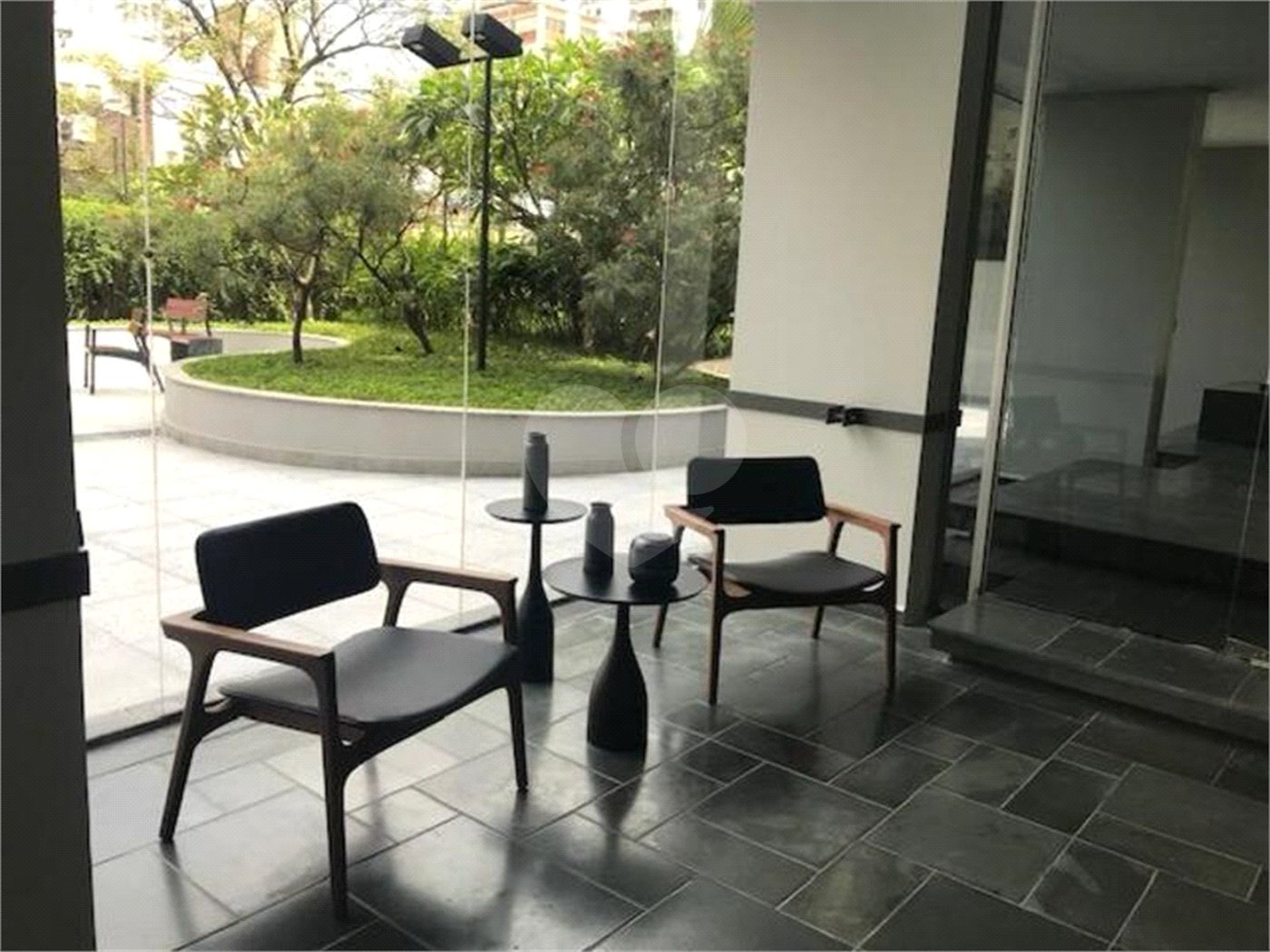 Apartamento à venda ou para alugar com 1 suíte em Jardim Europa, São Paulo, SP