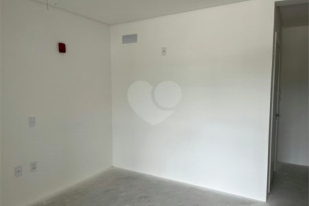 Apartamento à venda com 1 quarto em Alto da Boa Vista, São Paulo, SP