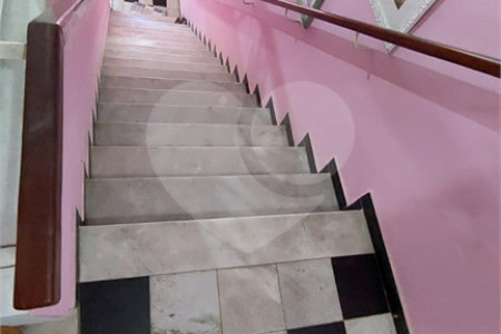 Casa à venda com 6 quartos, sendo 3 suítes, em Grajaú, Rio de Janeiro, RJ