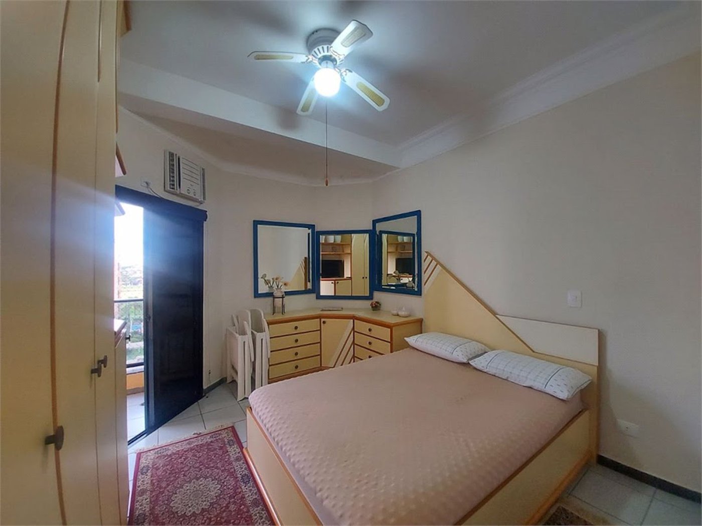 Apartamento Residencial à venda, Enseada, Guarujá - AP0517.