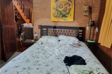 Casa à venda com 4 quartos, sendo 2 suítes, no condomínio Aruã Eco Park, Mogi das Cruzes - SP