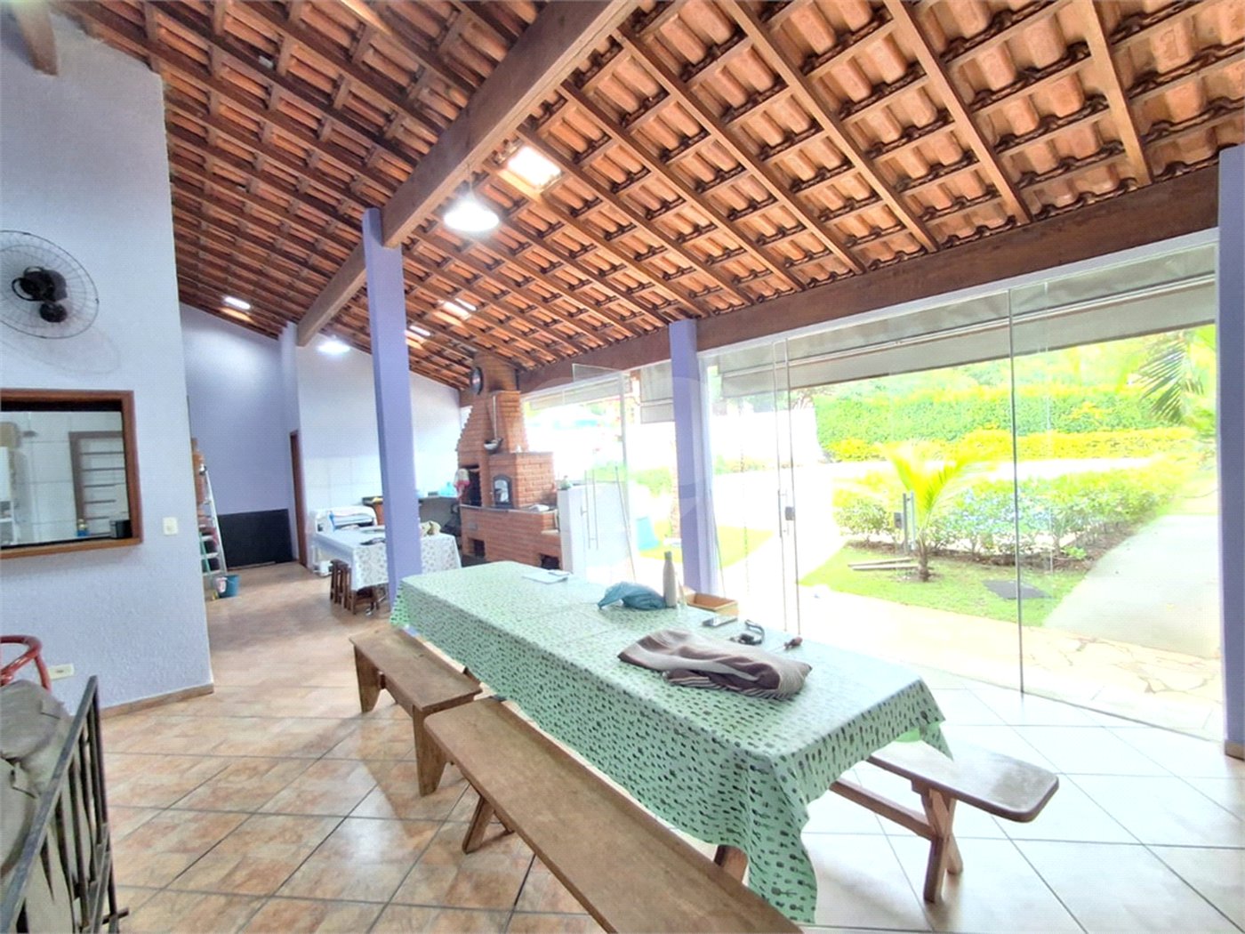 Chácara à venda com 4 quartos, sendo 2 suítes,  no Centro, Araçoiaba da Serra, SP