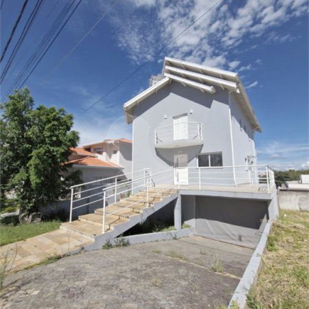Casa à venda com 4 suítes no condomínio Terras de São Francisco, Vinhedo - SP