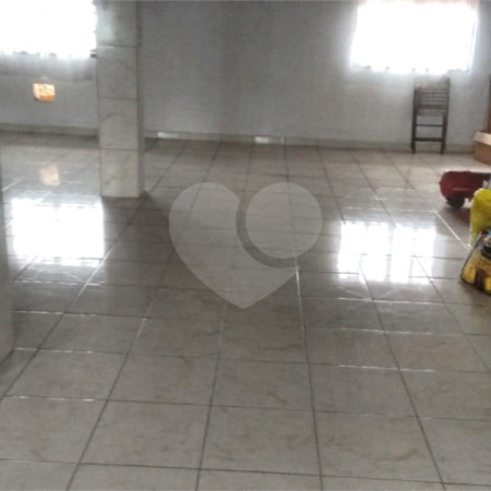Sobrado à venda com 3 quartos, sendo 1 suíte, em Jardim Suzano, Suzano, SP