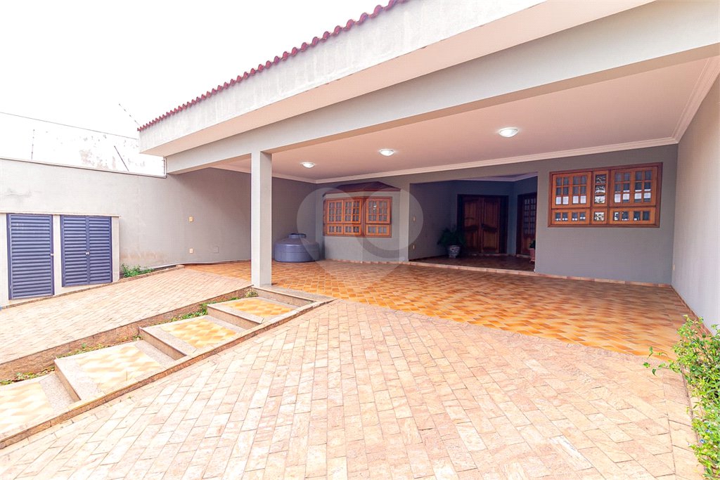 Casa à venda com 4 quartos, sendo 2 suítes, em Parque Residencial Presidente Médici, Itu, SP