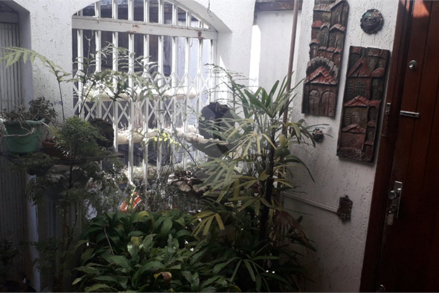 Casa à venda com 3 quartos em Jardim Regina, São Paulo, SP