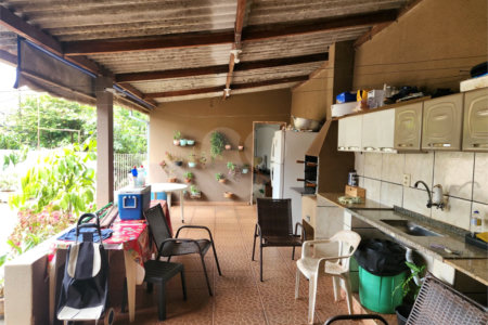 Casa à venda com 5 quartos, sendo 4 suítes, em Jardim do Carmo, Araraquara, SP
