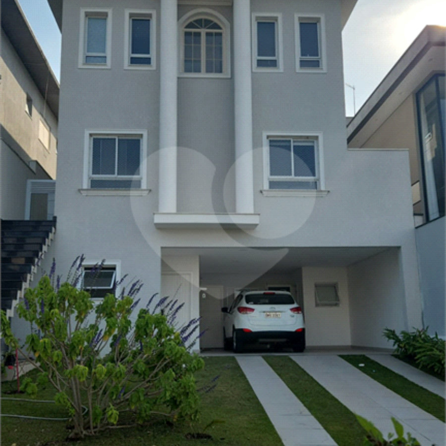 Casa à venda com 4 suítes no condomínio Aruã Brisas Ii, Mogi das Cruzes - SP