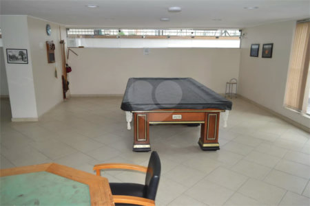 Apartamento à venda com 3 quartos, sendo 1 suíte,  em Vila Mariana, São Paulo, SP