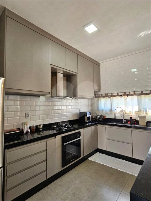 Casa à venda com 3 quartos, sendo 1 suíte, no condomínio Vila Rica, Indaiatuba - SP