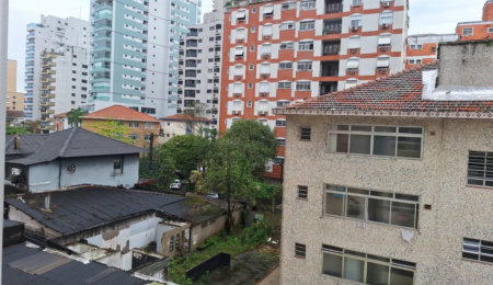 Apartamento Amplo a Apenas 120 Metros da Praia – Localização Privilegiada na Ponta da Praia!